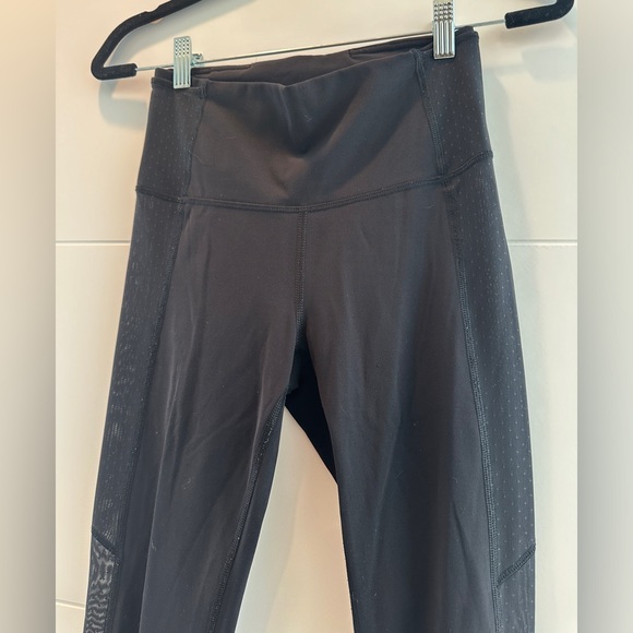 Lululemon bodycon tight mesh black workout leggings gym yoga athleisure hiking 6 - Picture 14 of 15